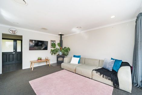 Photo of property in 108 John F Kennedy Drive, Milson, Palmerston North, 4414