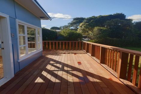 Photo of property in 14 James Mcleod Road, Shelly Beach, Helensville, 0874
