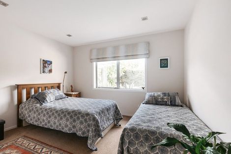 Photo of property in 16 Kayelene Place, Omokoroa, 3114