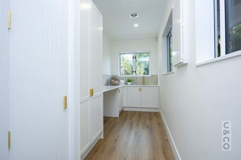 Photo of property in 15 Edward Street, Riverhead, 0820