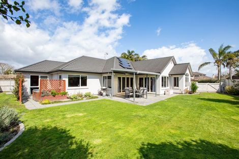 Photo of property in 33 Grace Avenue, Rototuna North, Hamilton, 3210