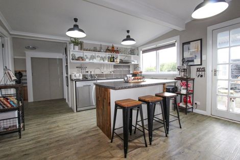 Photo of property in 33 Tararua Street, Pahiatua, 4910