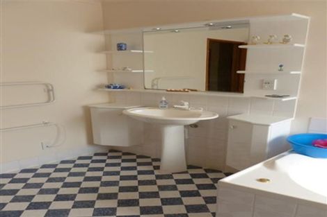 Photo of property in 460a Marine Parade, South New Brighton, Christchurch, 8062