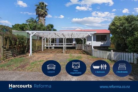 Photo of property in 17a Leaming Place, Clarks Beach, 2122