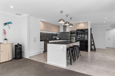 Photo of property in 12 Tieke Place, Horahora, Whangarei, 0110