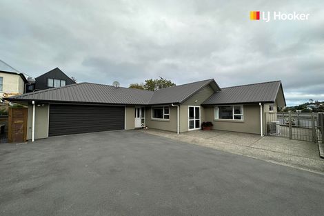 Photo of property in 58 Eglinton Road, The Glen, Dunedin, 9011