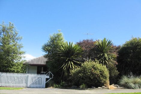 Photo of property in 1 Clovelly Street, Atawhai, Nelson, 7010