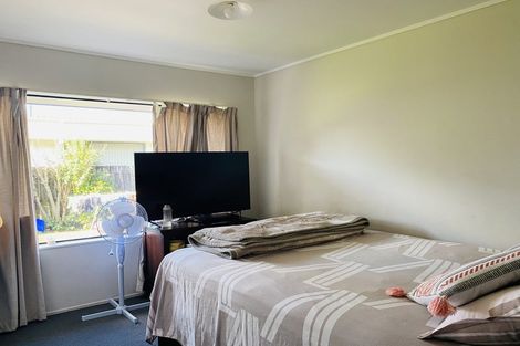 Photo of property in 2/9 Stratford Road, Manurewa, Auckland, 2105