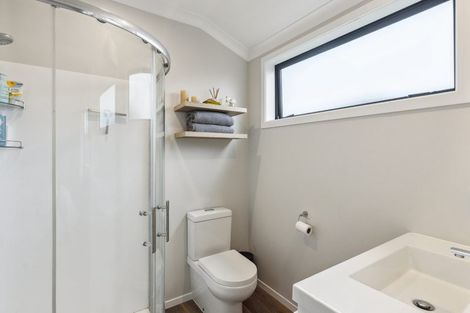 Photo of property in 8 Christow Court, Paraparaumu, 5032