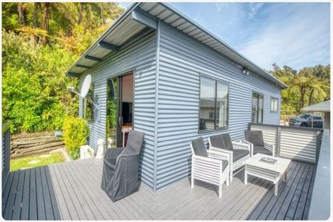 Photo of property in 7e Fernhill Place, Karoro, Greymouth, 7805
