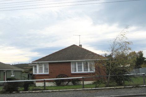 Photo of property in 24 Gormack Street, Balclutha, 9230