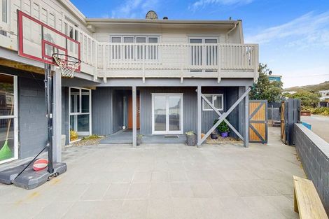 Photo of property in 68 Owhiro Bay Parade, Owhiro Bay, Wellington, 6023