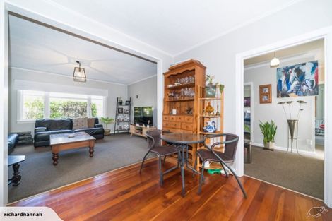 Photo of property in 19 East Street, Terrace End, Palmerston North, 4410