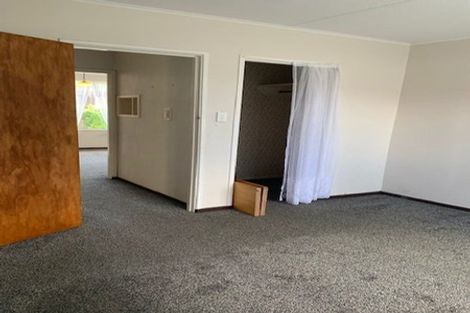 Photo of property in 20 Sullivan Avenue, Mangere Bridge, Auckland, 2022