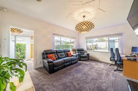 Photo of property in 6 Monaghan Avenue, Karori, Wellington, 6012