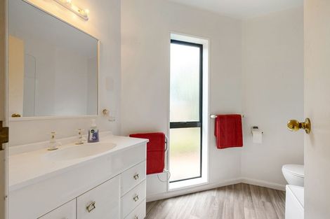 Photo of property in 1a Sunvale Terrace, Cashmere, Christchurch, 8022