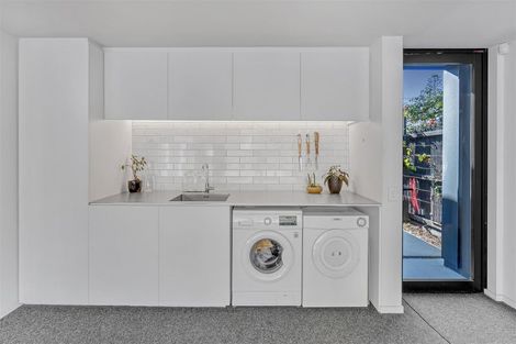 Photo of property in 2 Marriner Street, Sumner, Christchurch, 8081