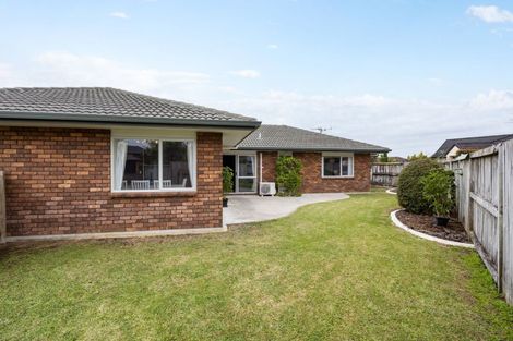 Photo of property in 81 Wiltshire Drive, Huntington, Hamilton, 3210