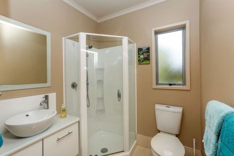 Photo of property in 32b Gilbert Street, New Plymouth, 4310