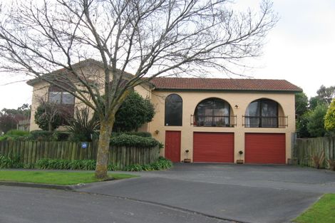 Photo of property in 12 Hillgrove Place, Fitzherbert, Palmerston North, 4410
