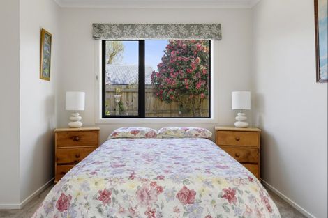 Photo of property in 1/7 Kathleen Place, Rainbow Point, Taupo, 3330