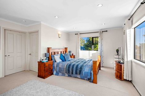 Photo of property in 22a Marvon Downs Avenue, Pakuranga Heights, Auckland, 2010