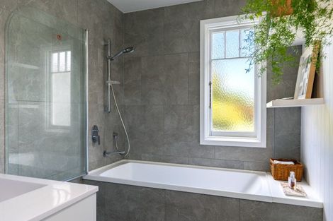 Photo of property in 38 Beaver Road, Blenheim, 7201