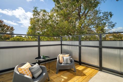 Photo of property in 6a Tallington Crescent, Torbay, Auckland, 0630