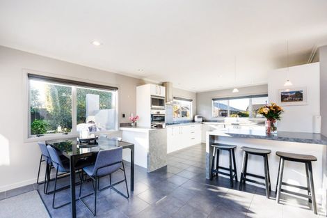 Photo of property in 12 Liberty Grove, Kelvin Grove, Palmerston North, 4414