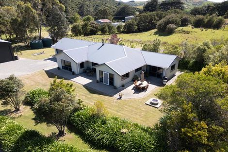 Photo of property in 5523 Masterton Castlepoint Road, Tinui, Masterton, 5889