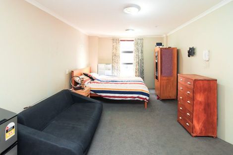 Photo of property in Aitken Street Apartments, 205/5 Aitken Street, Thorndon, Wellington, 6011
