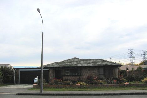 Photo of property in 107 Racecourse Road, Sockburn, Christchurch, 8042