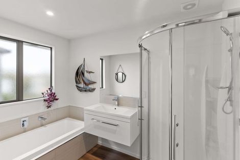 Photo of property in 26 Saltaire Street, North New Brighton, Christchurch, 8083