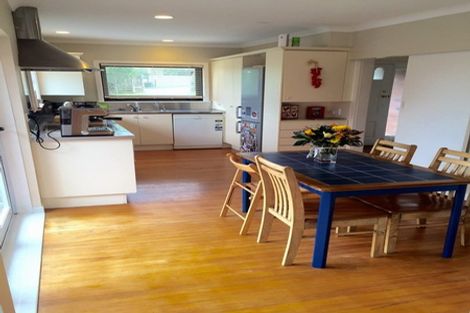 Photo of property in 166 Beach Road, Campbells Bay, Auckland, 0630