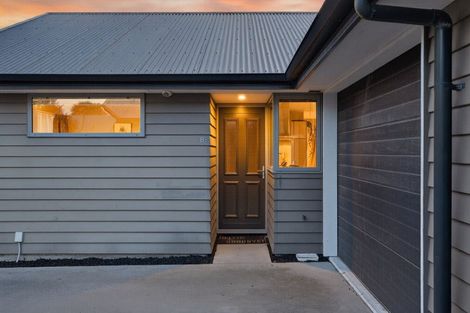 Photo of property in 8/190 Lincoln Road, Addington, Christchurch, 8024