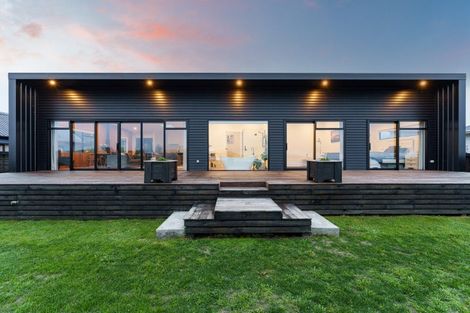 Photo of property in 10 Okahau Terrace, Warrington, 9471