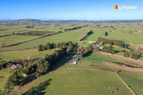 Photo of property in 796 Maungatua Road, Berwick, Outram, 9073