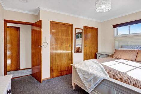 Photo of property in 7a Penrith Street, Westown, New Plymouth, 4310