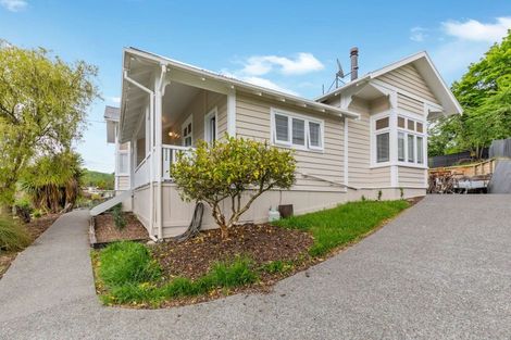 Photo of property in 2 Kaka Road, Taihape, 4720