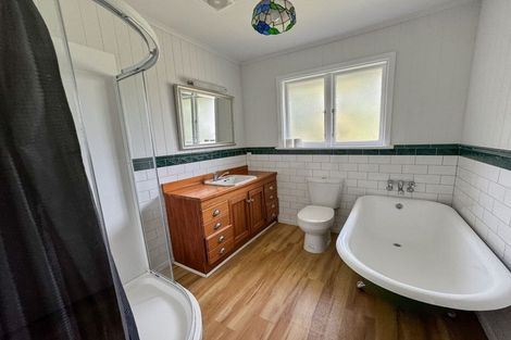 Photo of property in 33 Joyce Crescent, Ilam, Christchurch, 8041