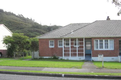 Photo of property in 30 Judd Crescent, Naenae, Lower Hutt, 5011