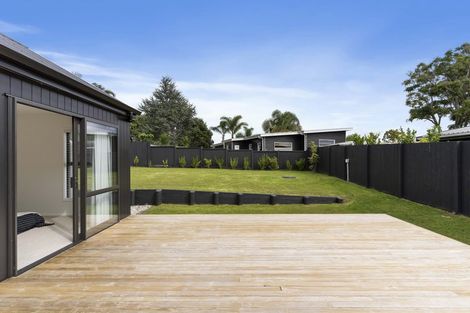 Photo of property in 5 Lynette Place, Pauanui, 3579