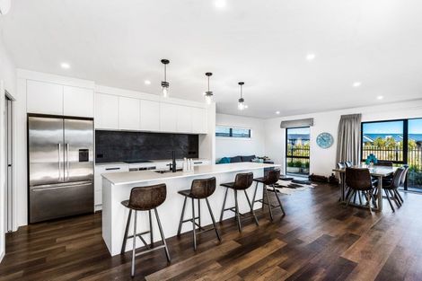 Photo of property in 48 Ngaru Crescent, Wharewaka, Taupo, 3330