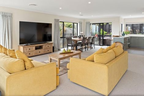 Photo of property in 11 Wilson Way, Waikanae, 5036