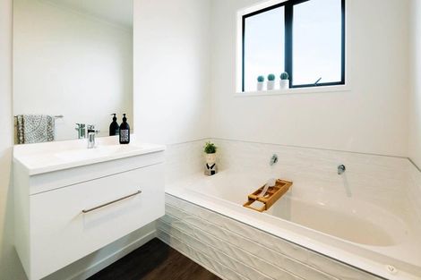 Photo of property in 5 Cascade Crescent, Tikipunga, 0112