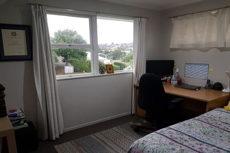 Photo of property in 27 Juniper Road, Sunnynook, Auckland, 0620