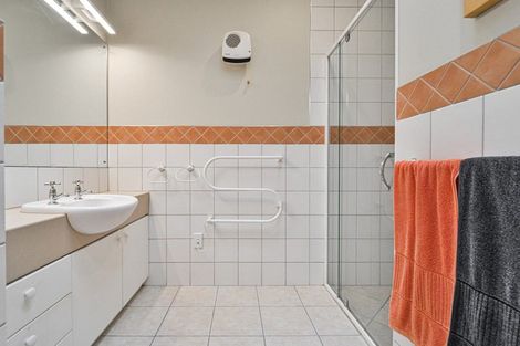 Photo of property in 408 King Street South, Hastings, 4122