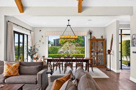 Photo of property in 80 Station Road, Kumeu, 0891