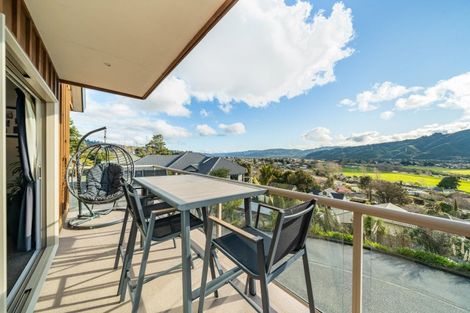 Photo of property in 9a Mccarthy Grove, Clouston Park, Upper Hutt, 5018