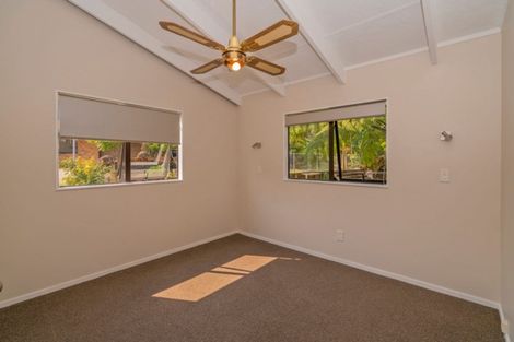 Photo of property in 4 Puriri Place, Whitianga, 3510